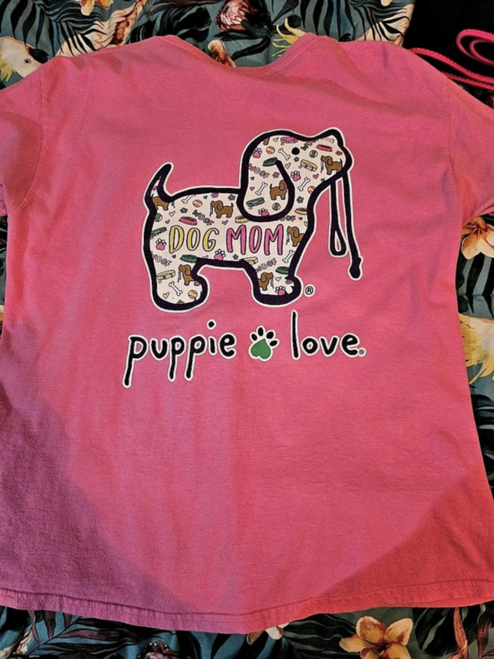Puppie Love Dog Mom Pattern Pup Adult Short Sleeve Tee Short Sleeve Tee, Pink